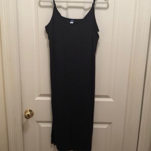 Black old Navy maternity/nursing dress